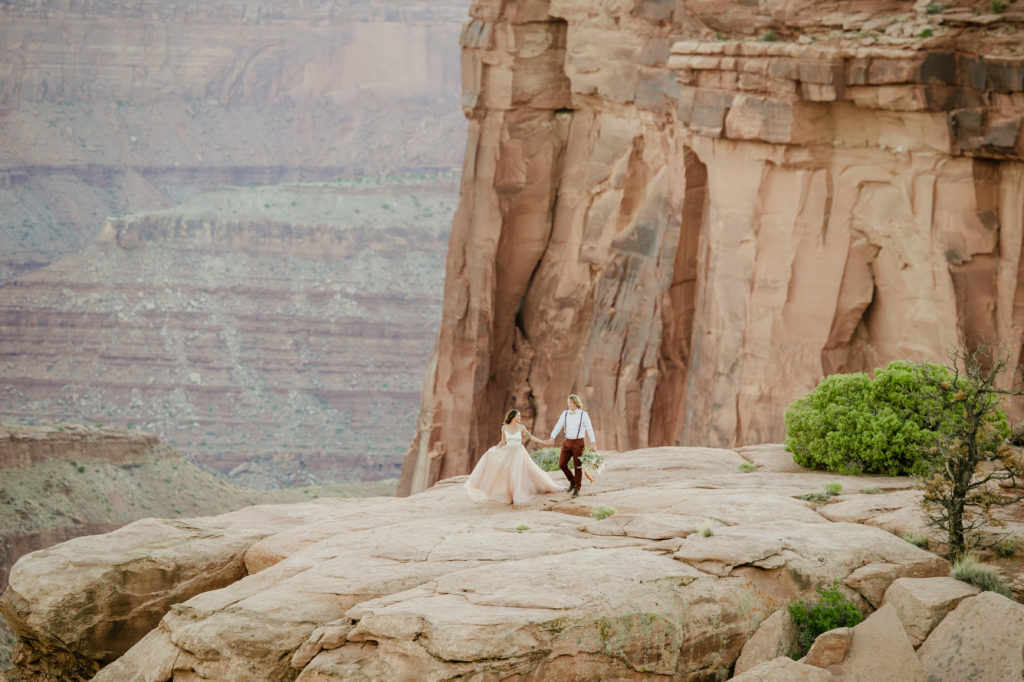 how to elope in Moab dead horse point state park