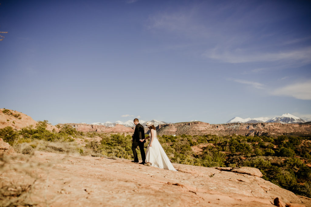how to elope in Moab