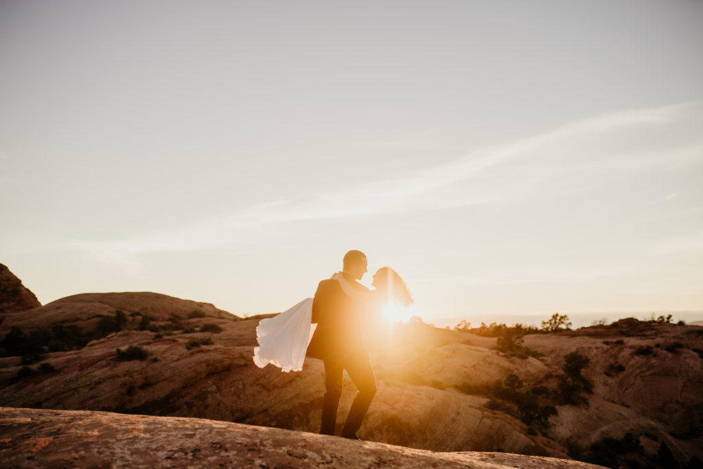 elope in Moab with an adventure