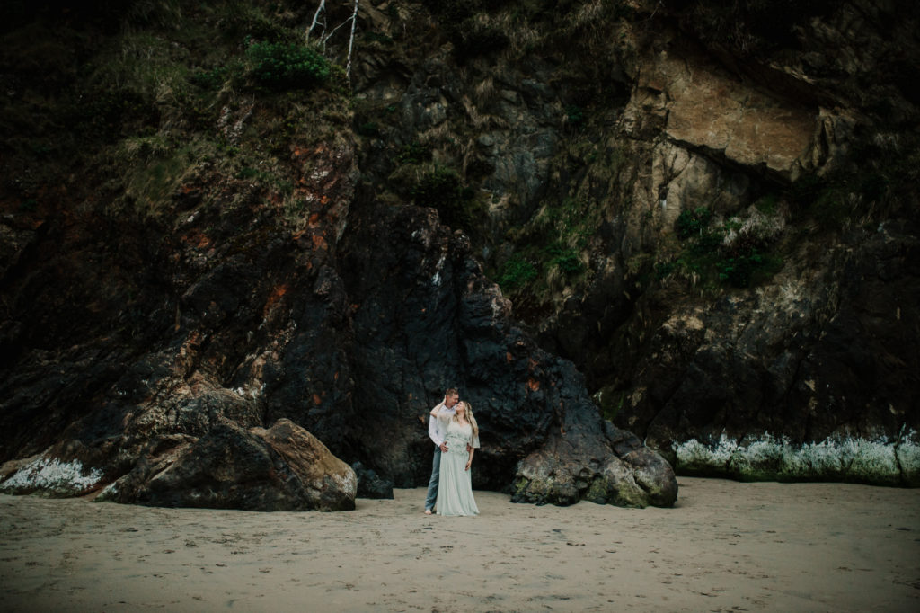 cannon beach adventure session, where to elope in Oregon