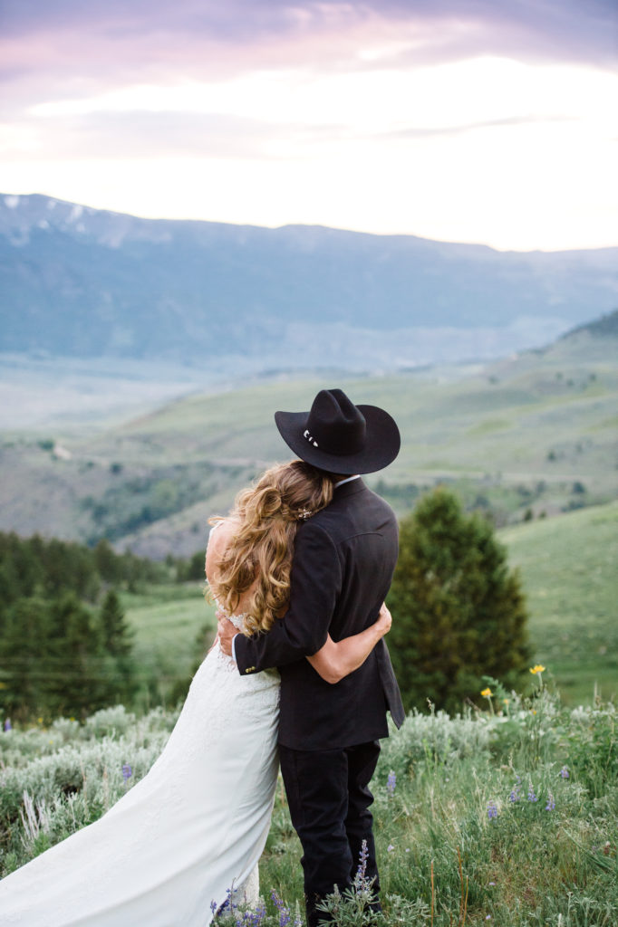 sunset wedding photos in Yellowstone National Park Wedding