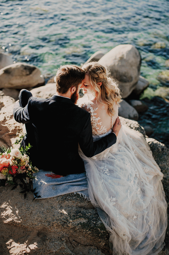 winter elopement locations, where to elope in Lake Tahoe