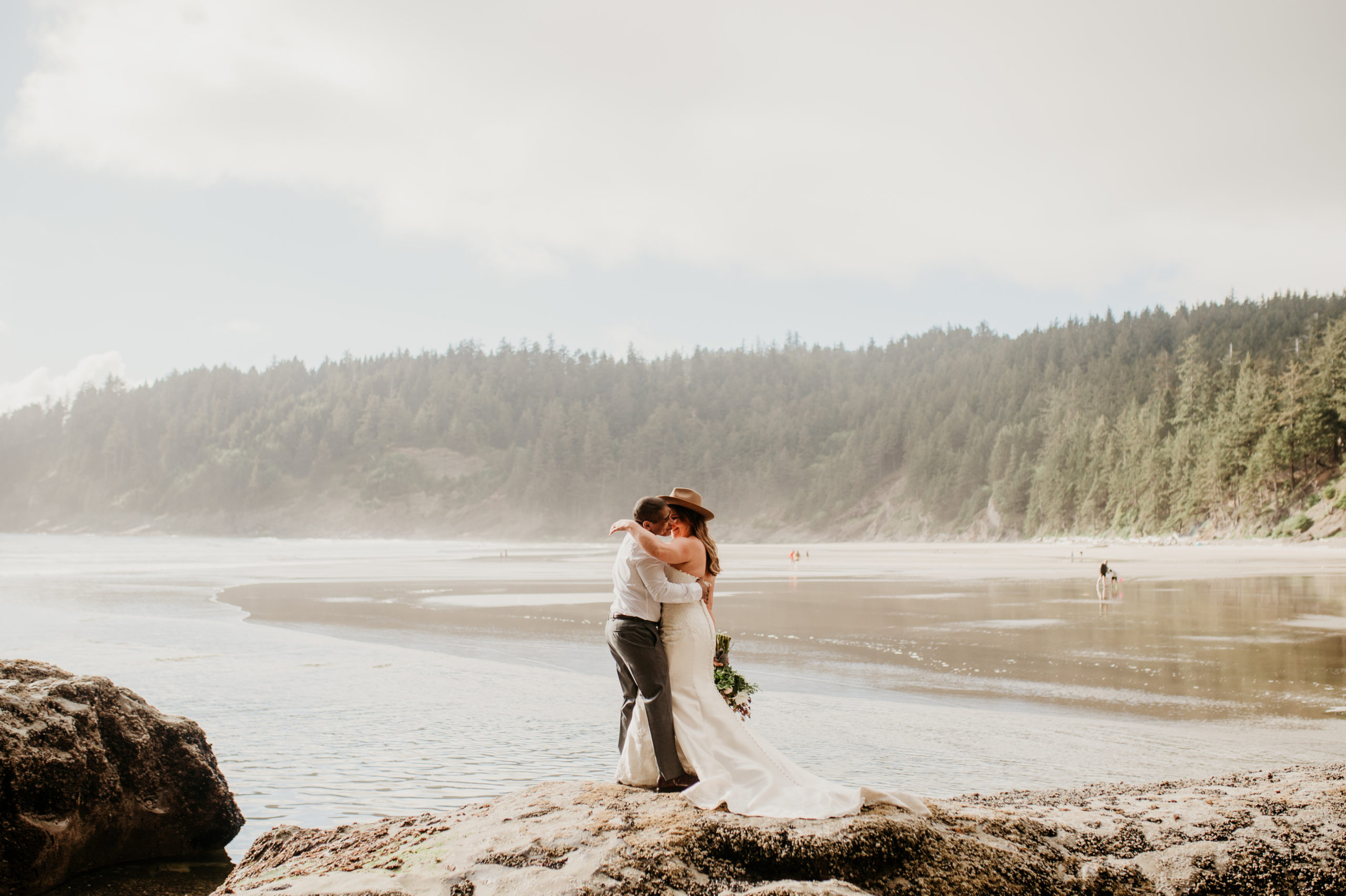 winter elopement locations, oregon elopement locations, oswald west state park