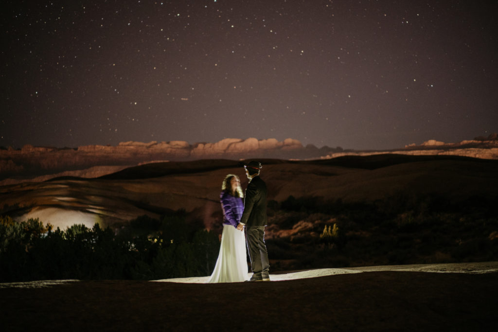 How to plan an elopement, star wedding photo