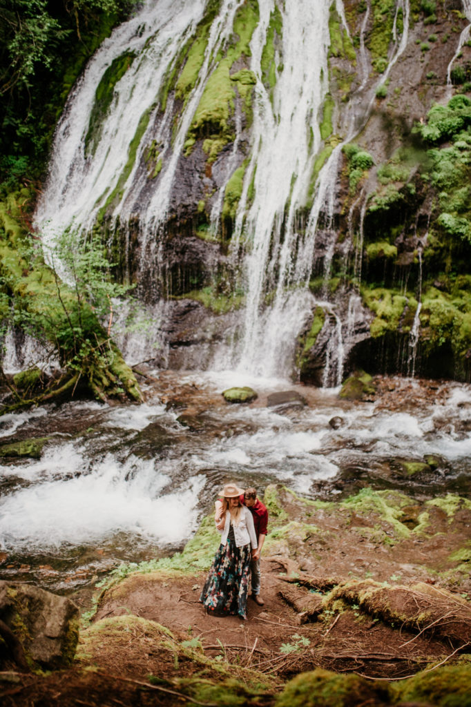 Oregon waterfall elopement locations, Panther creek falls