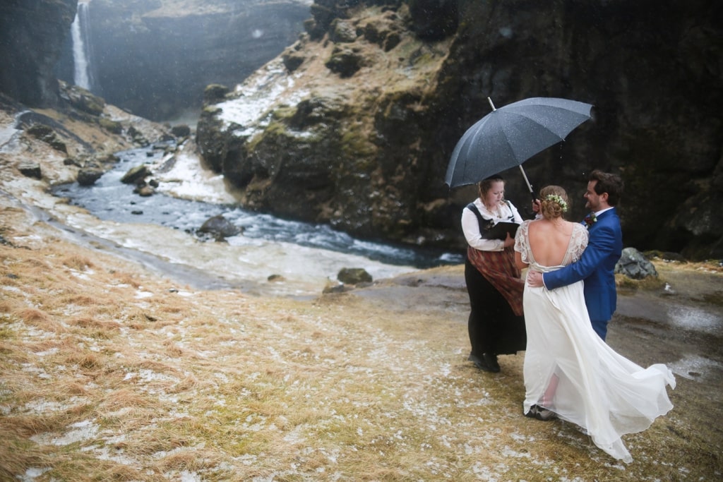 how to elope in Iceland