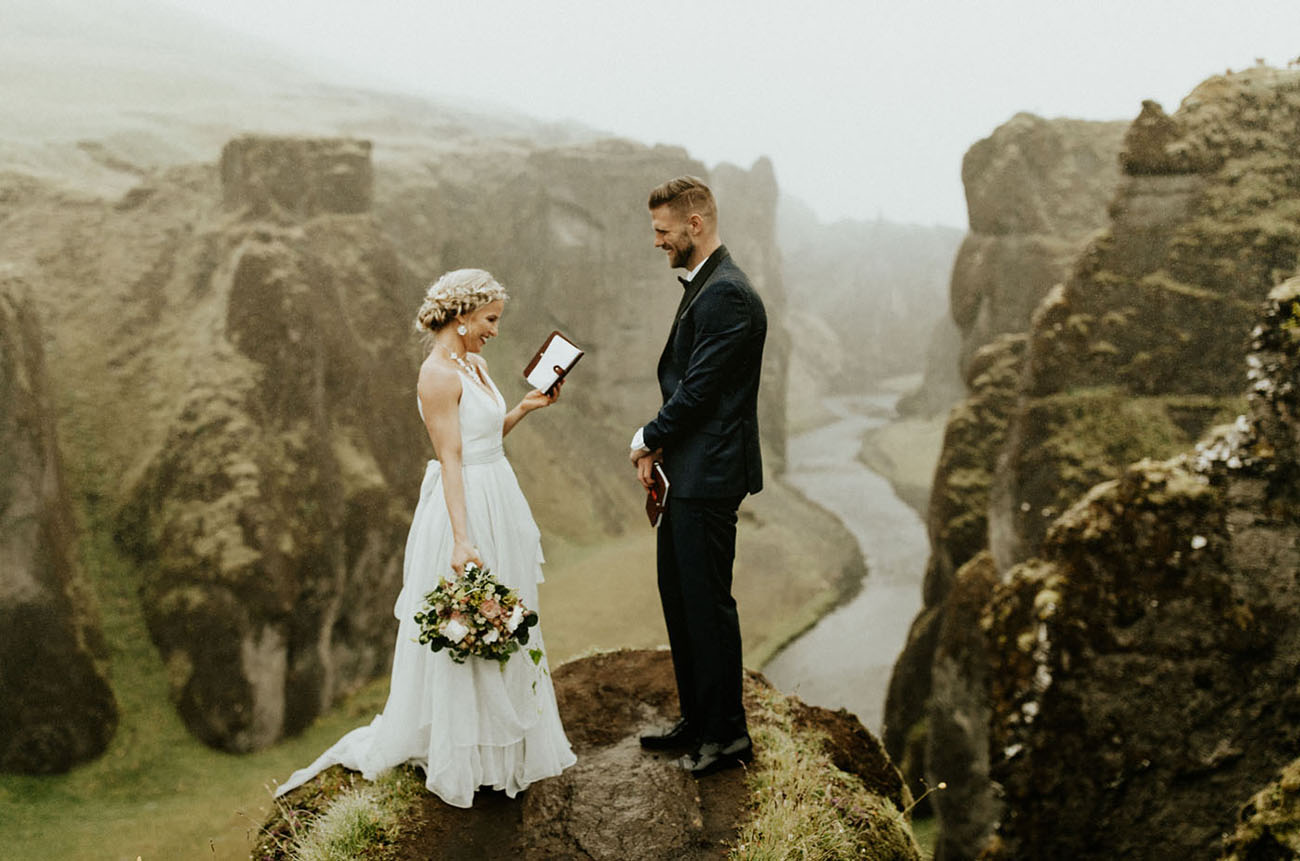 how to elope in Iceland, southern iceland elopement