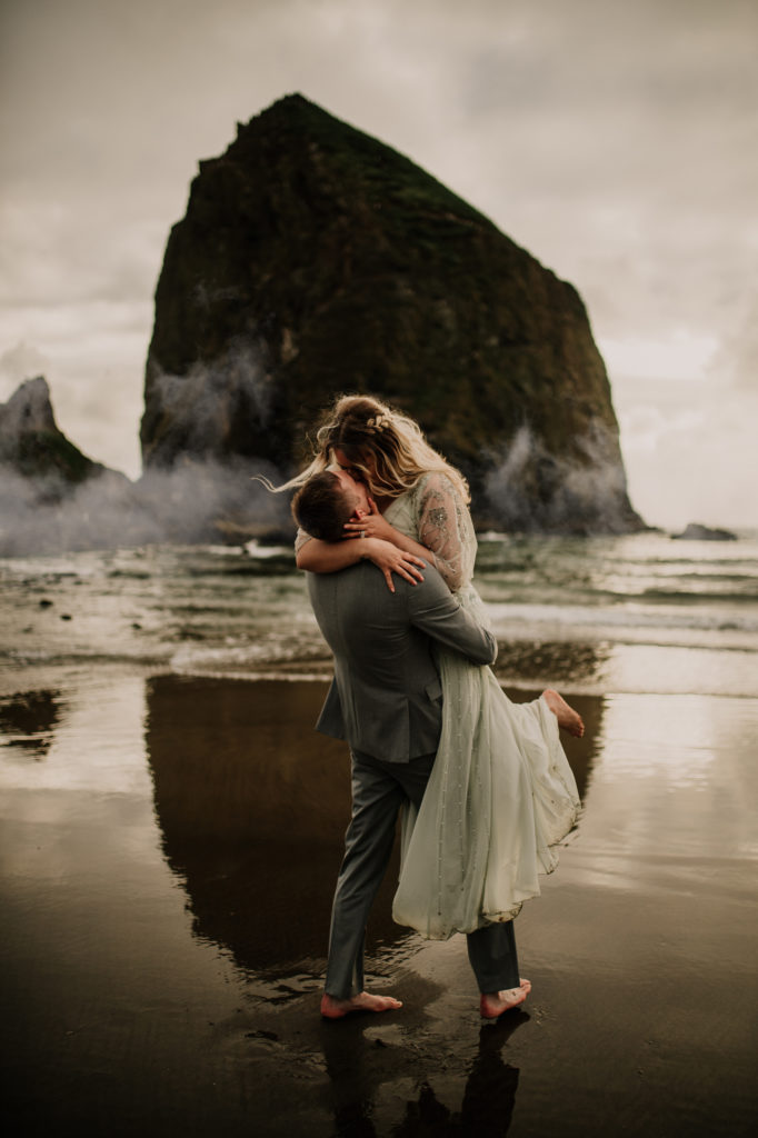 We love being an Oregon coast elopement photographer not only because of the gorgeous views, but the adventure that can happen in Oregon is one of our very favorite things!   Are you ready for an Oregon coast elopement? We are shelling out all the info on the best of the Oregon coast. The three spots that capture our hearts in this blog are Hug Point, Arch Cape, and Cannon Beach. All of which are within a ten minute drive from each other! This stretch of magic is technically called "The North Coast" which stretches from the Columbia River to Cascade Head. how to plan an adventure elopement