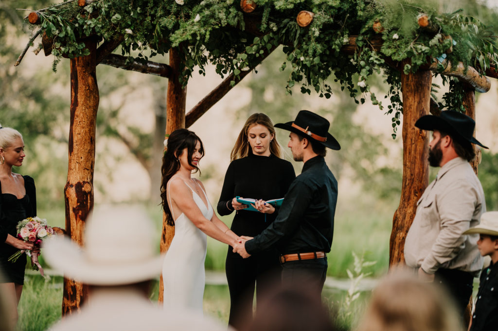 The mountains is the perfect place for a Montana micro wedding!
