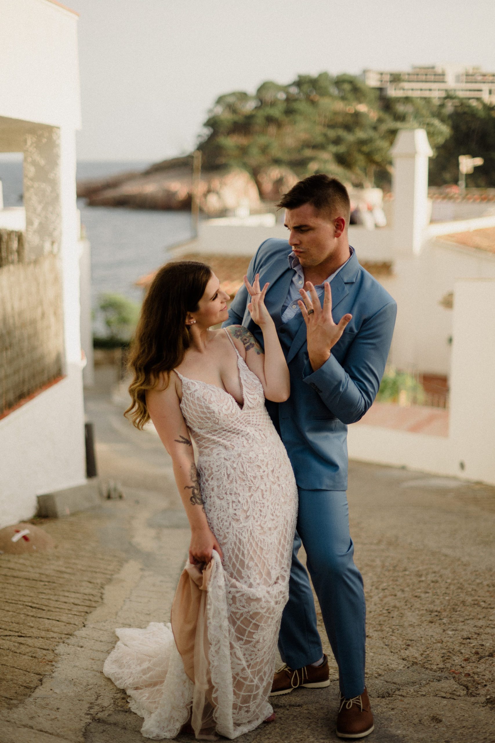 In Part 1 of our 5 part guide on how to elope in Spain (the American's Guide). We share the BEST place to get those photos!
