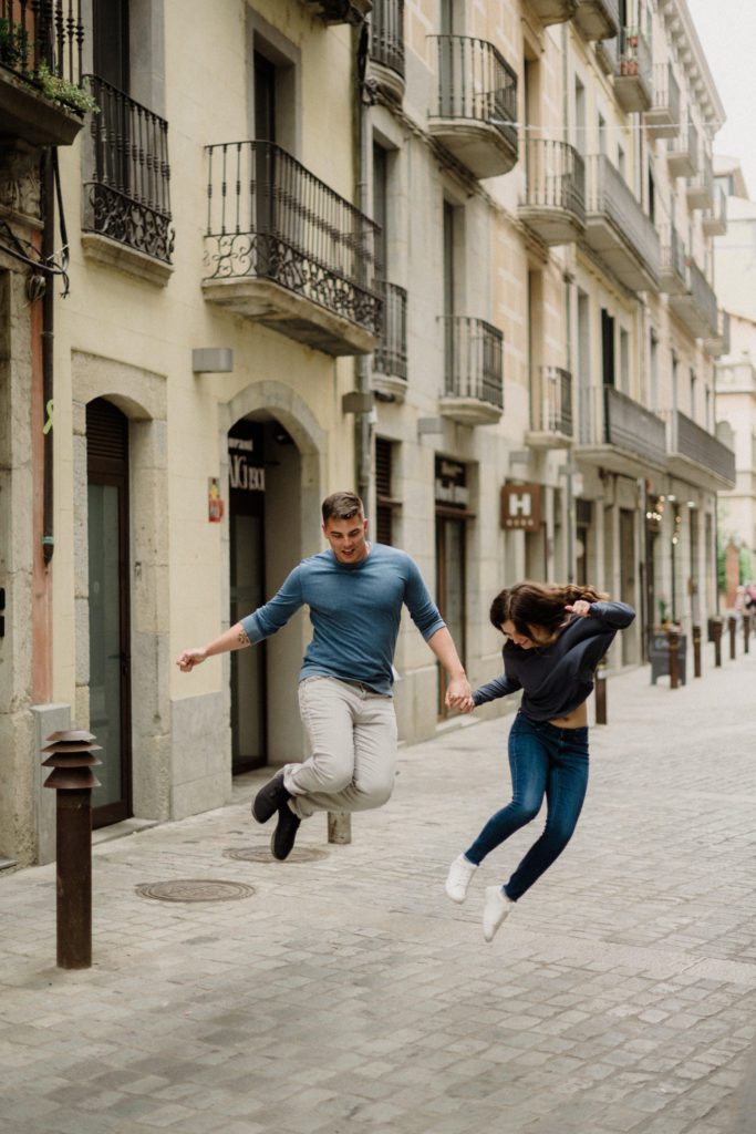 The ultimate Kenya wedding guide includes top spots for your wedding ceremony, best time to elope, how to make it legal, and budgeting.