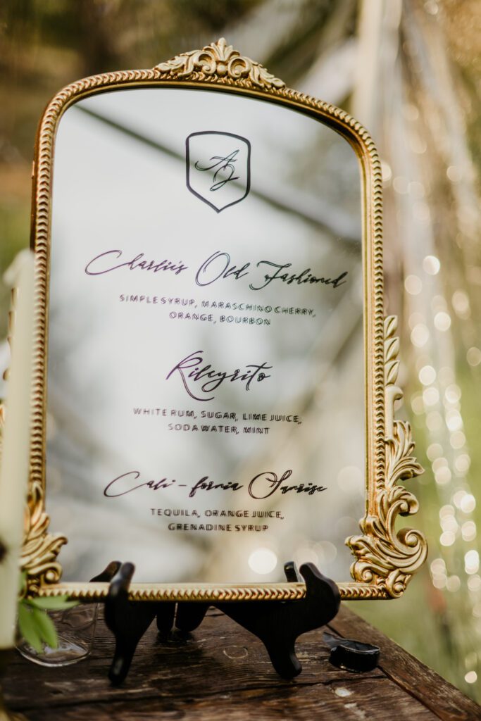 Antique mirrors as wedding signs. Drink sign from a mirror
