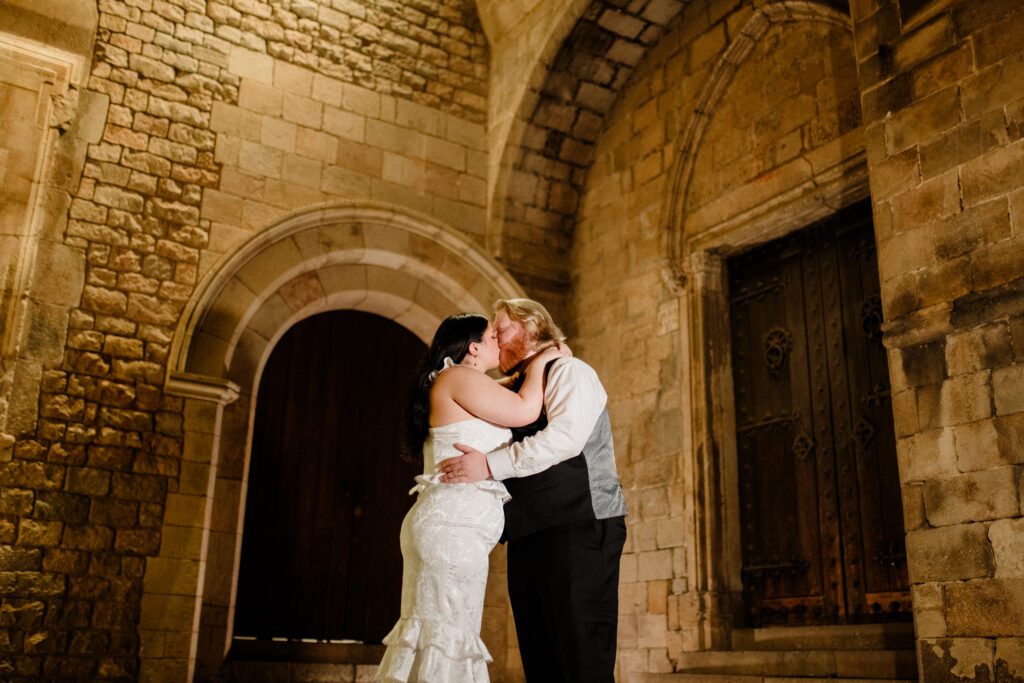 Barcelona elopement in the Gothic Quarter, couple gets married in the Gothic Quarter of Barcelona, Spain. romantic couple walking the gothic quarter at night