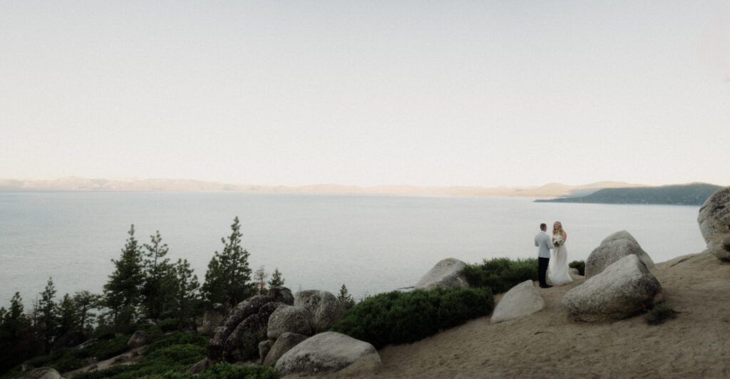 This gorg California elopement in Lake Tahoe has it all! Sunrise hike, private vows and a morning boating on the lake! PERFECTO!