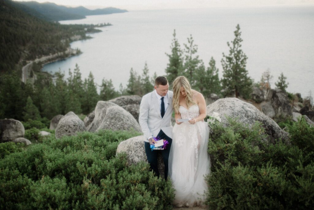 This gorg California elopement in Lake Tahoe has it all! Sunrise hike, private vows and a morning boating on the lake! PERFECTO!