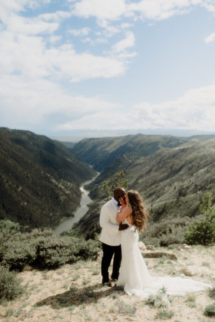 The ultimate helicopter wedding in Montana! From a stretch limo to stunning mountain views, this Bozeman adventure is a dream come true.