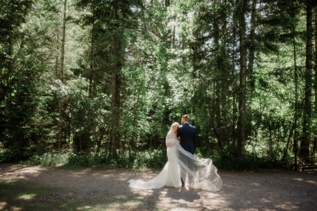 This sweet Glacier Homestead wedding features stunning Glacier National Park views, intimate moments, and heartfelt family celebrations. National park wedding.