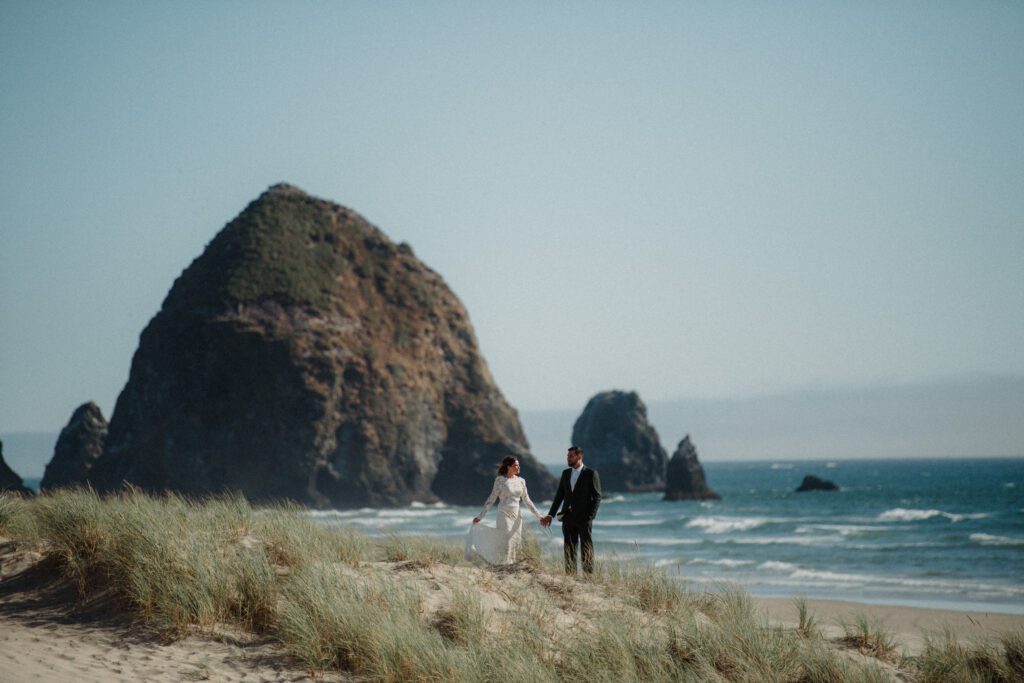 When you think, "elopement Oregon Coast," this is what you think of! Intimate vows at Hug Point, epic Haystack Rock views, and star photos!

This all day elopement will give you the inspo you need for the BEST ELOPEMENT SPOTS near Cannon Beach, contact info for officiants in the area and of course Cannon Beach Resorts you should stay in! 