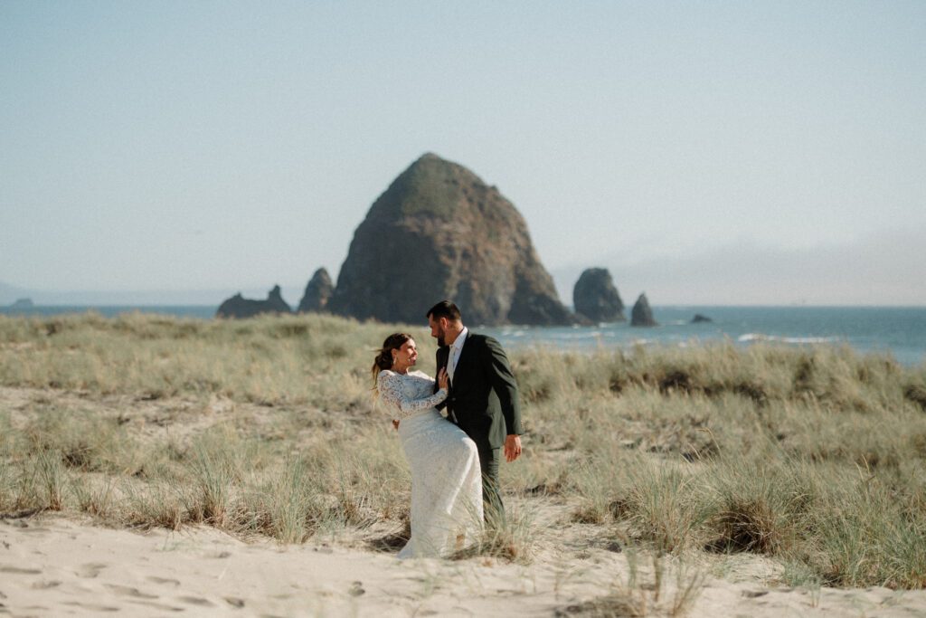 When you think, "elopement Oregon Coast," this is what you think of! Intimate vows at Hug Point, epic Haystack Rock views, and star photos!

This all day elopement will give you the inspo you need for the BEST ELOPEMENT SPOTS near Cannon Beach, contact info for officiants in the area and of course Cannon Beach Resorts you should stay in! 