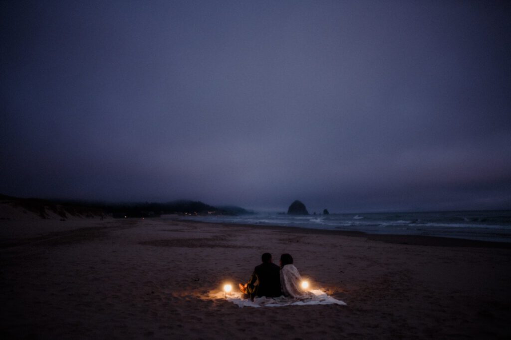 When you think, "elopement Oregon Coast," this is what you think of! Intimate vows at Hug Point, epic Haystack Rock views, and star photos!

This all day elopement will give you the inspo you need for the BEST ELOPEMENT SPOTS near Cannon Beach, contact info for officiants in the area and of course Cannon Beach Resorts you should stay in! 