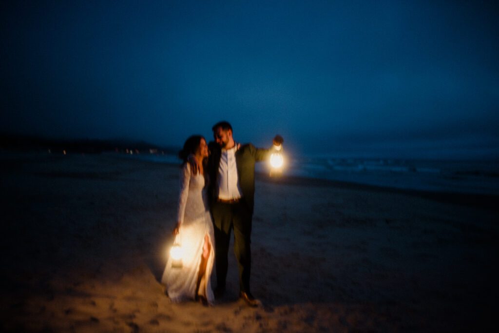 When you think, "elopement Oregon Coast," this is what you think of! Intimate vows at Hug Point, epic Haystack Rock views, and star photos!

This all day elopement will give you the inspo you need for the BEST ELOPEMENT SPOTS near Cannon Beach, contact info for officiants in the area and of course Cannon Beach Resorts you should stay in! 