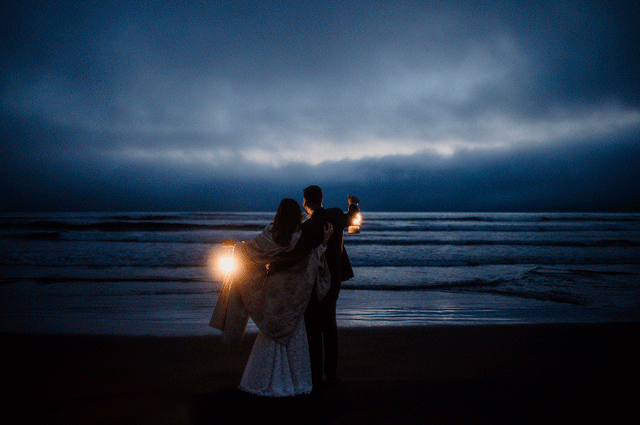 When you think, "elopement Oregon Coast," this is what you think of! Intimate vows at Hug Point, epic Haystack Rock views, and star photos!

This all day elopement will give you the inspo you need for the BEST ELOPEMENT SPOTS near Cannon Beach, contact info for officiants in the area and of course Cannon Beach Resorts you should stay in! 