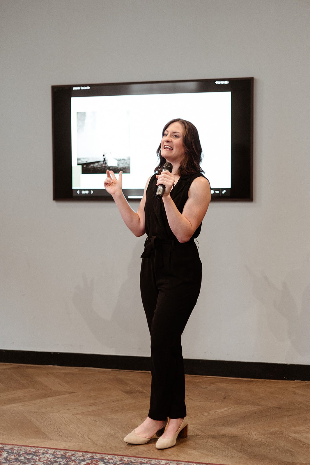 Nail your brand in 7 DAYS by using the brand boost, doing a brand audit, finding your niche, and using your voice.