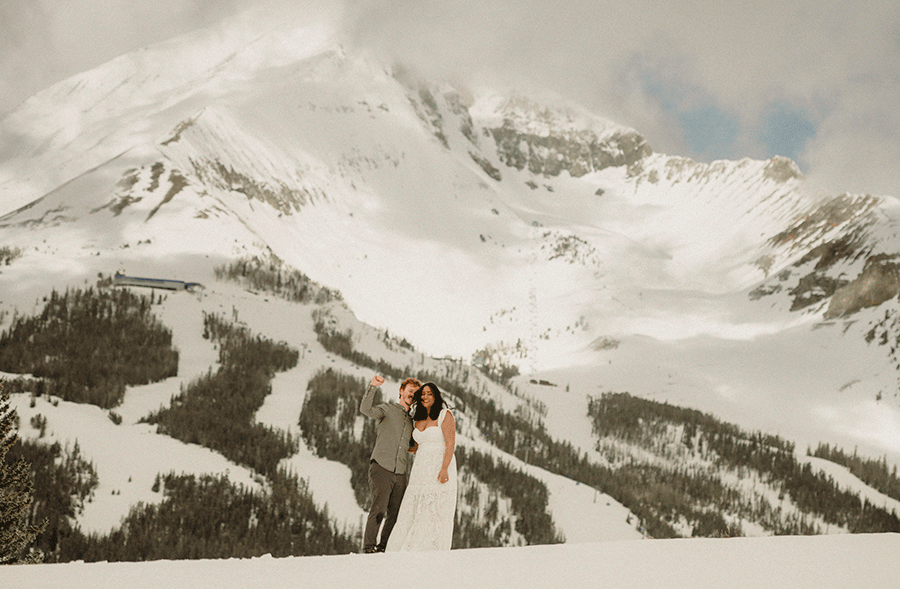 The BEST Big Sky Resort engagement! This dreamy mountaintop proposal in Montana brings the views, the snow, and all the swoon-worthy moments!