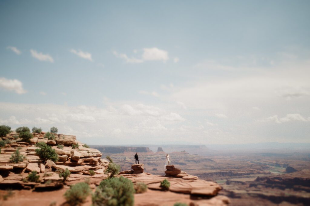 moab elopement, dirt bike wedding, desert elopement dirt bike photo, adventure elopement moab images, moab elopement photographer, ceremony at dead horse point state park