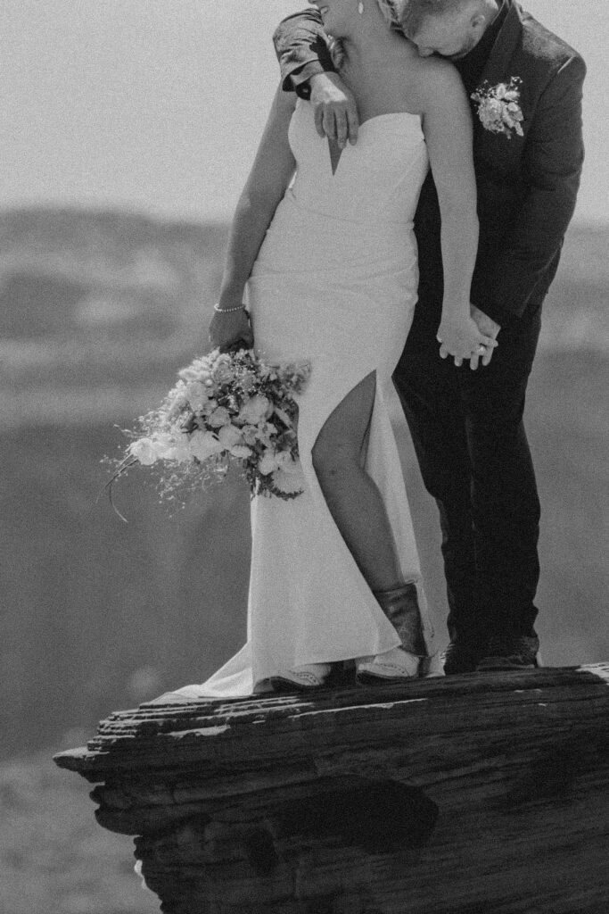 moab elopement, dirt bike wedding, desert elopement dirt bike photo, adventure elopement moab images, moab elopement photographer, ceremony at dead horse point state park