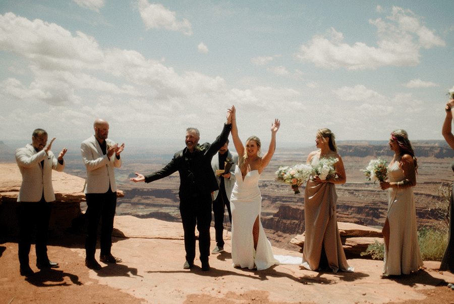 moab elopement, dirt bike wedding, desert elopement dirt bike photo, adventure elopement moab images, moab elopement photographer, ceremony at dead horse point state park