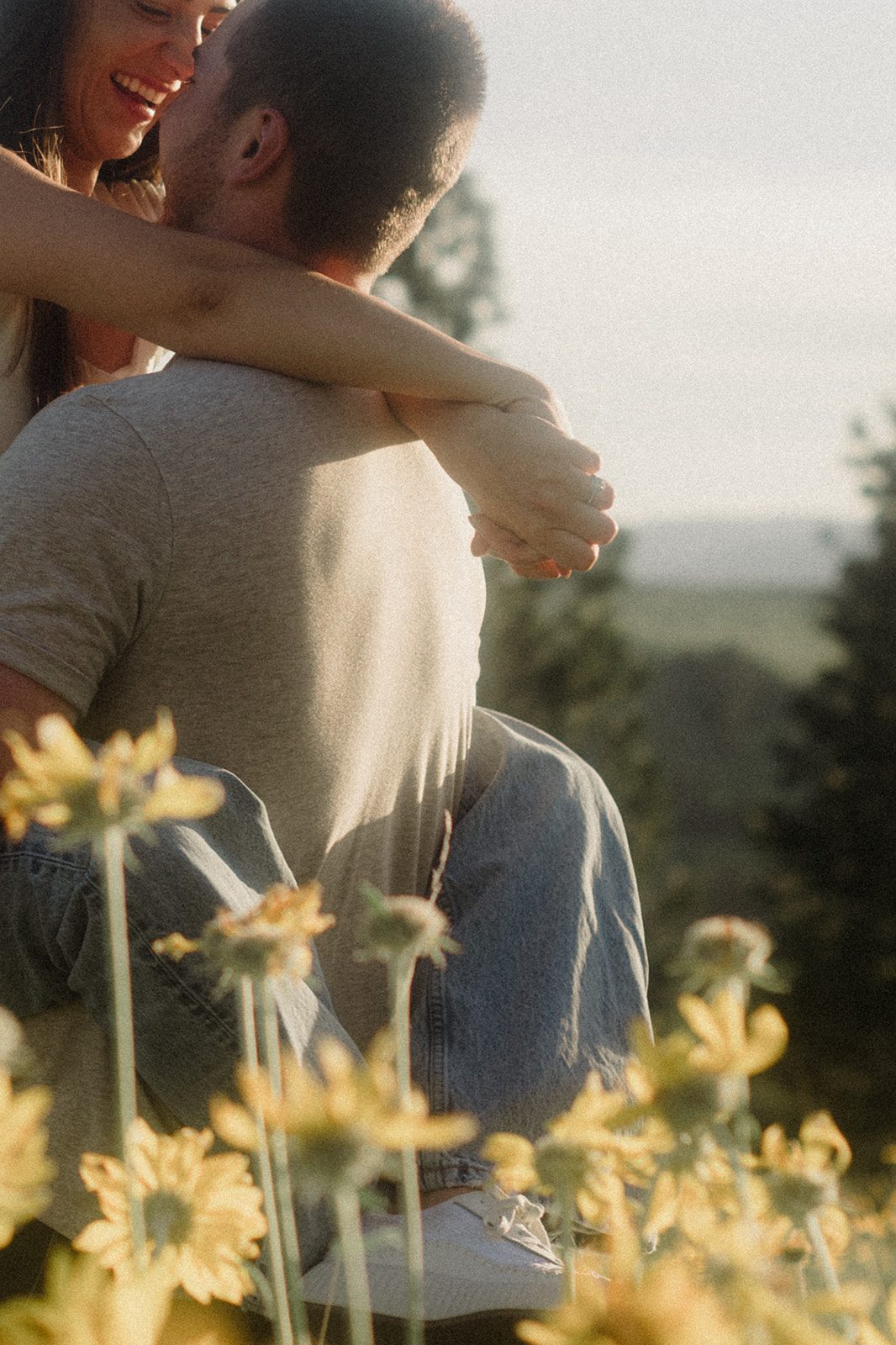 Proposal advice to get the YES! Know your partner. Think about permission, ring, where and when, and what to say!
