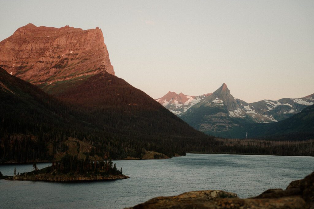 Have a Sun Point micro wedding to get the best of Glacier National Park for your ceremony and celebration!