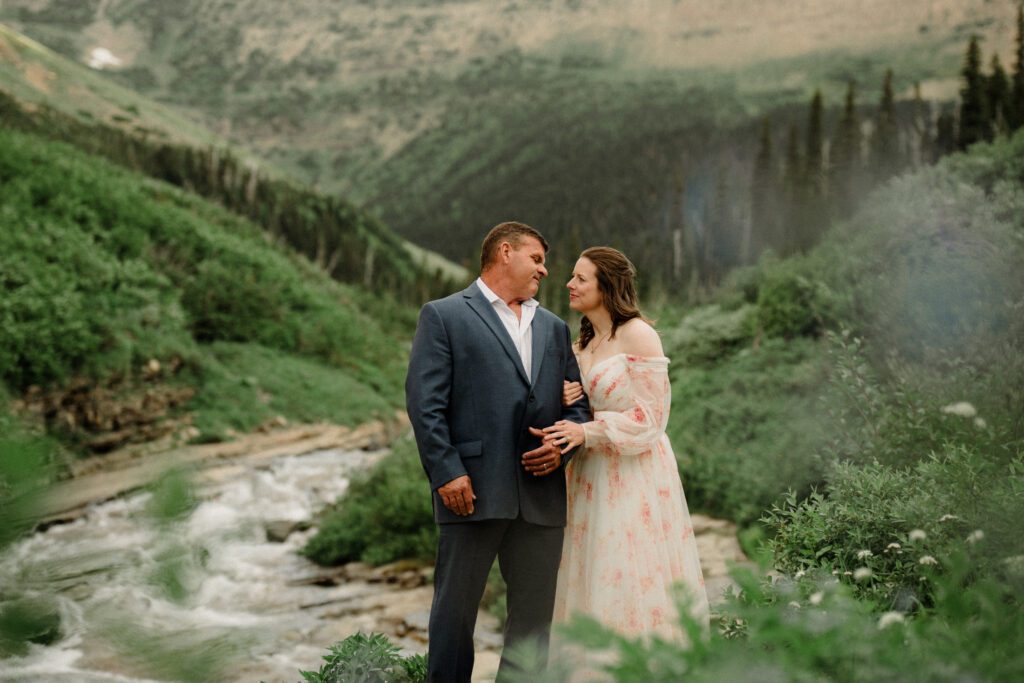 Have a Sun Point micro wedding to get the best of Glacier National Park for your ceremony and celebration!