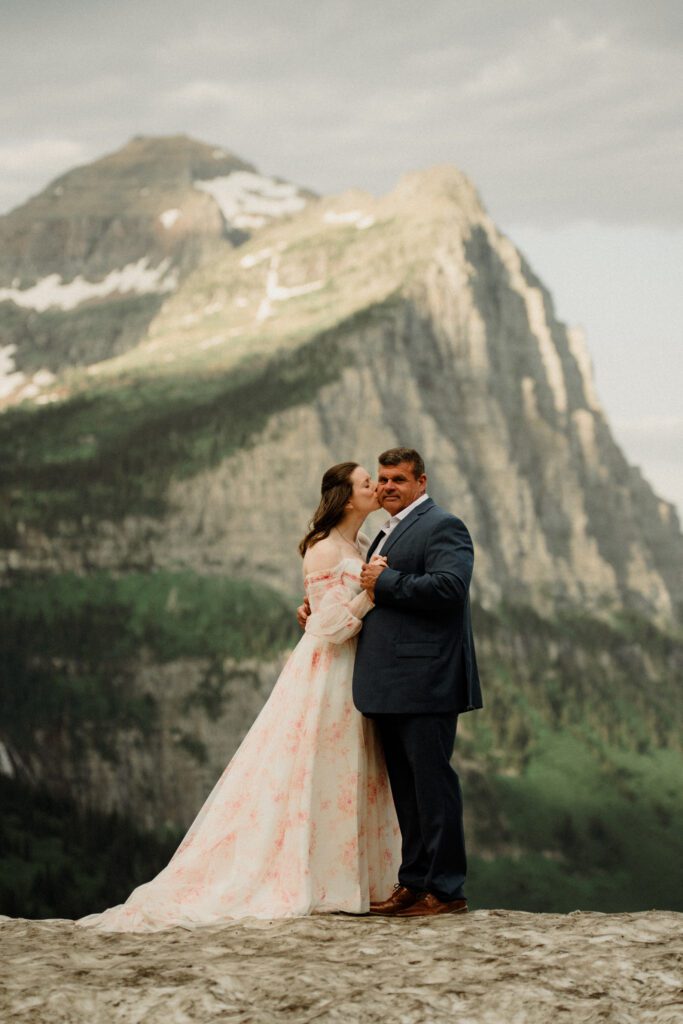 Have a Sun Point micro wedding to get the best of Glacier National Park for your ceremony and celebration!
