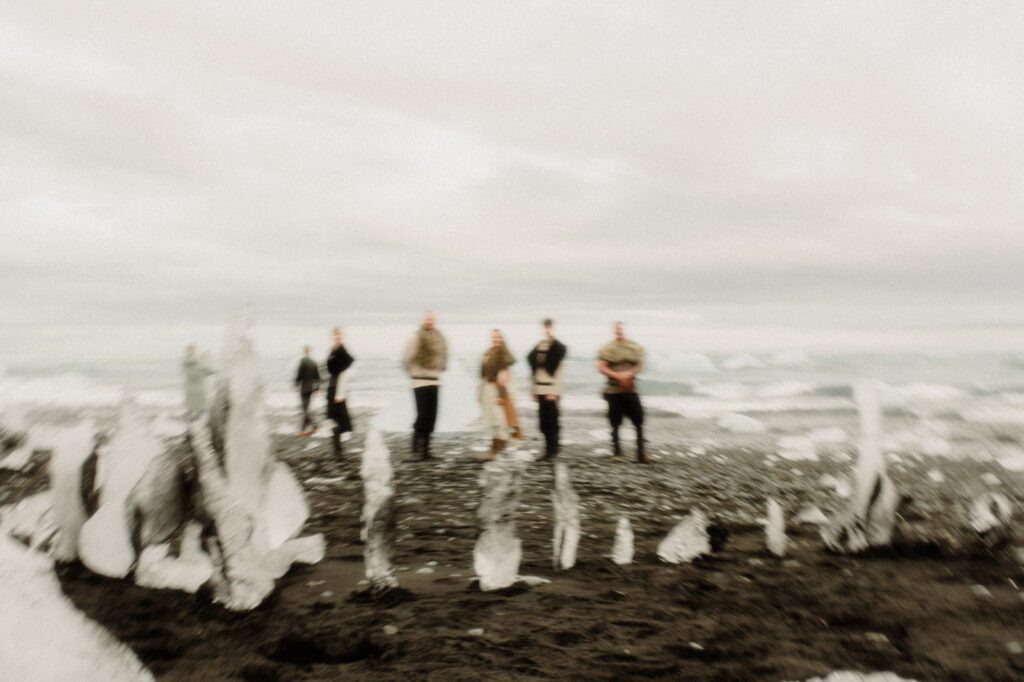 This Iceland vow renewal is pure magic—Vestrahorn peaks, Diamond Beach, waterfalls & Viking vibes. See why Iceland is the spot