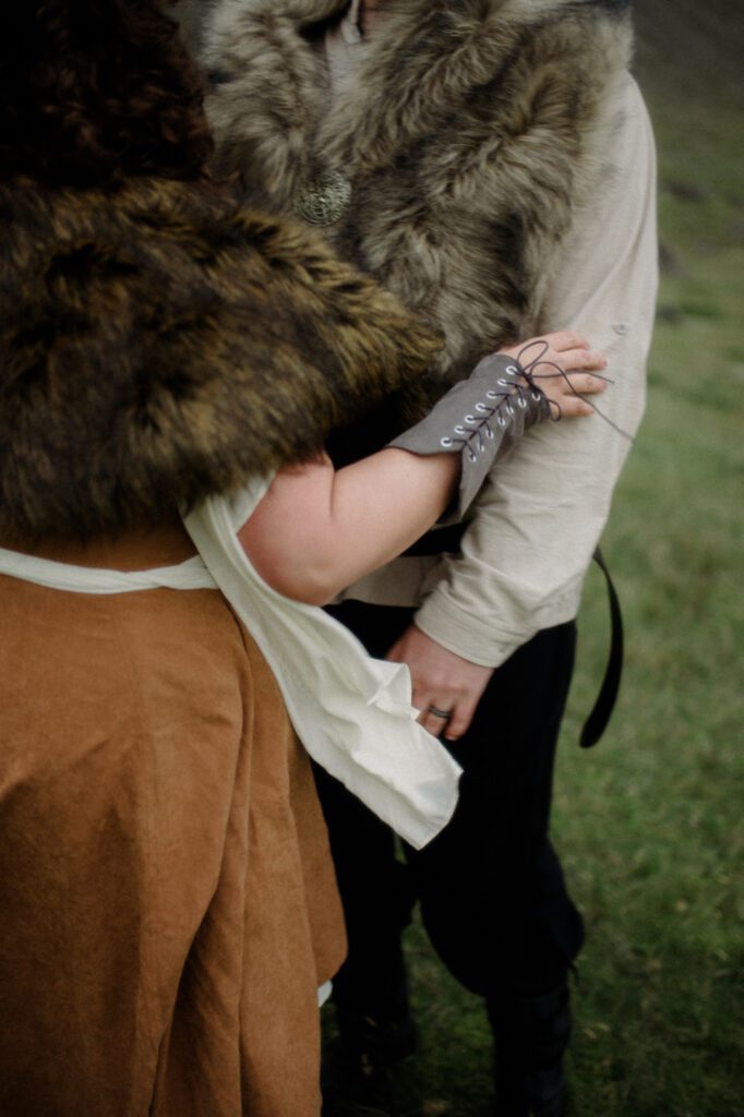 This Iceland vow renewal is pure magic—Vestrahorn peaks, Diamond Beach, waterfalls & Viking vibes. See why Iceland is the spot