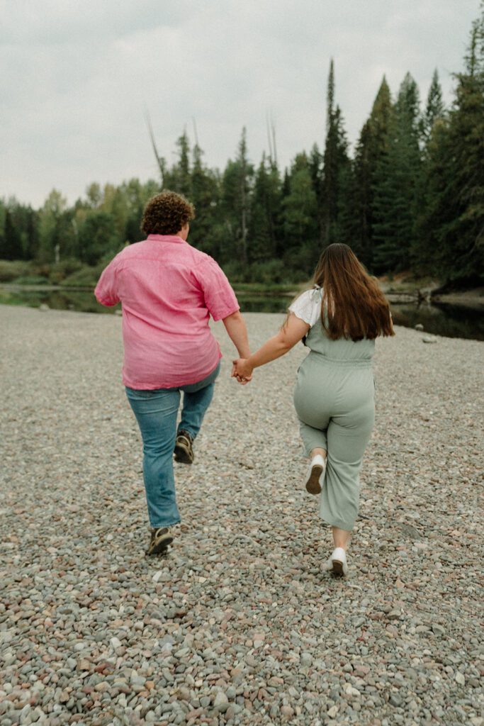 See the sunset Glacier National Park proposal everyone dreams of—and grab pro tips to plan YOUR most unforgettable adventure-filled YES!