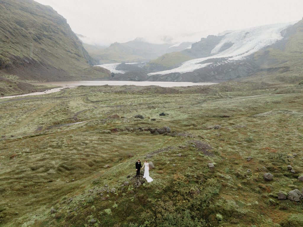 Vestrahorn Iceland styled shoot for couple. The best of 2025 Elopement & Wedding Photography.