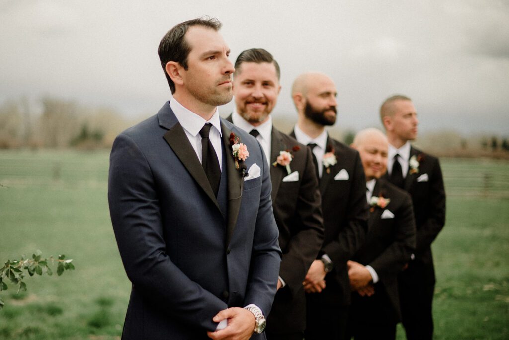 See this Bozeman wedding at Firelight Farm featuring heartfelt moments, joyful laughter, and a couple whose love shines in every photo.