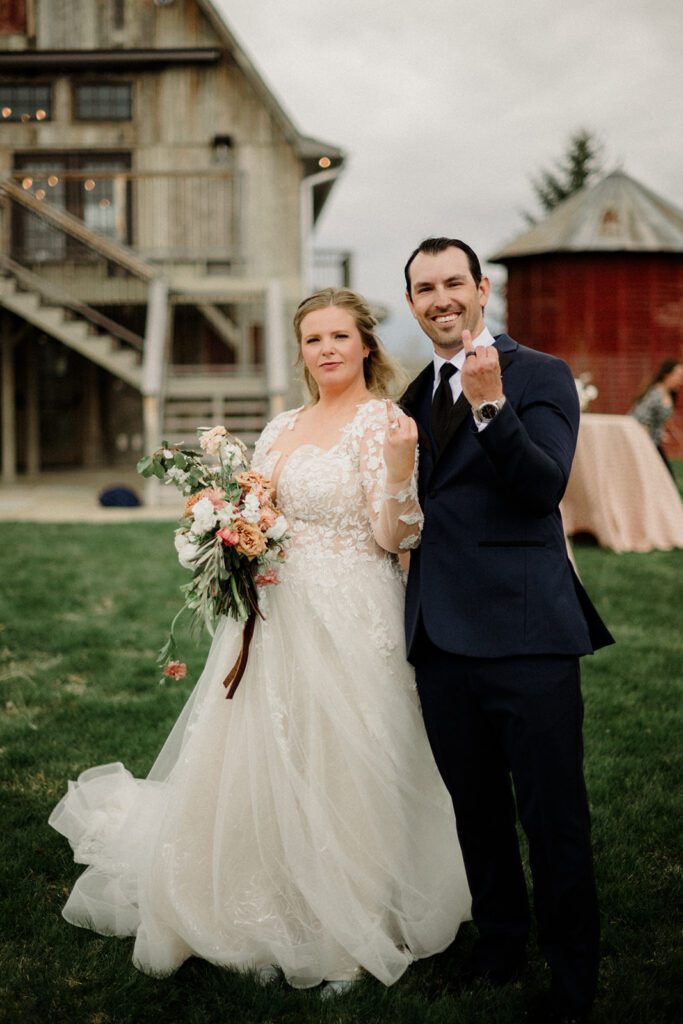 See this Bozeman wedding at Firelight Farm featuring heartfelt moments, joyful laughter, and a couple whose love shines in every photo.