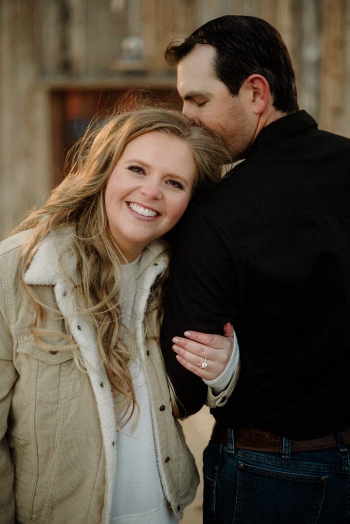 See this Bozeman wedding at Firelight Farm featuring heartfelt moments, joyful laughter, and a couple whose love shines in every photo.