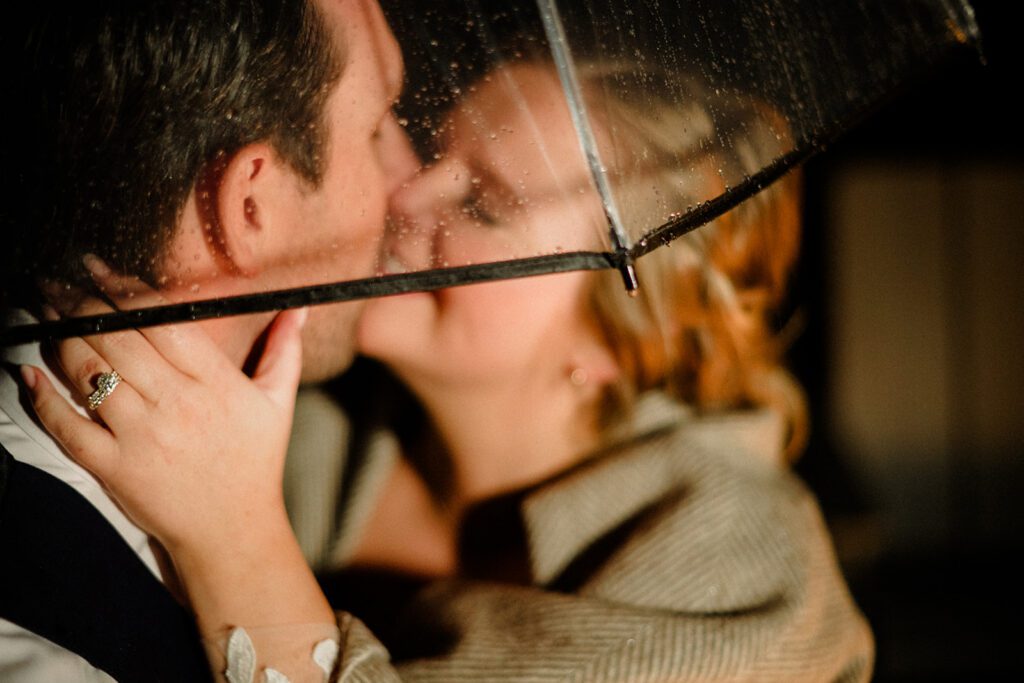 See this Bozeman wedding at Firelight Farm featuring heartfelt moments, joyful laughter, and a couple whose love shines in every photo.