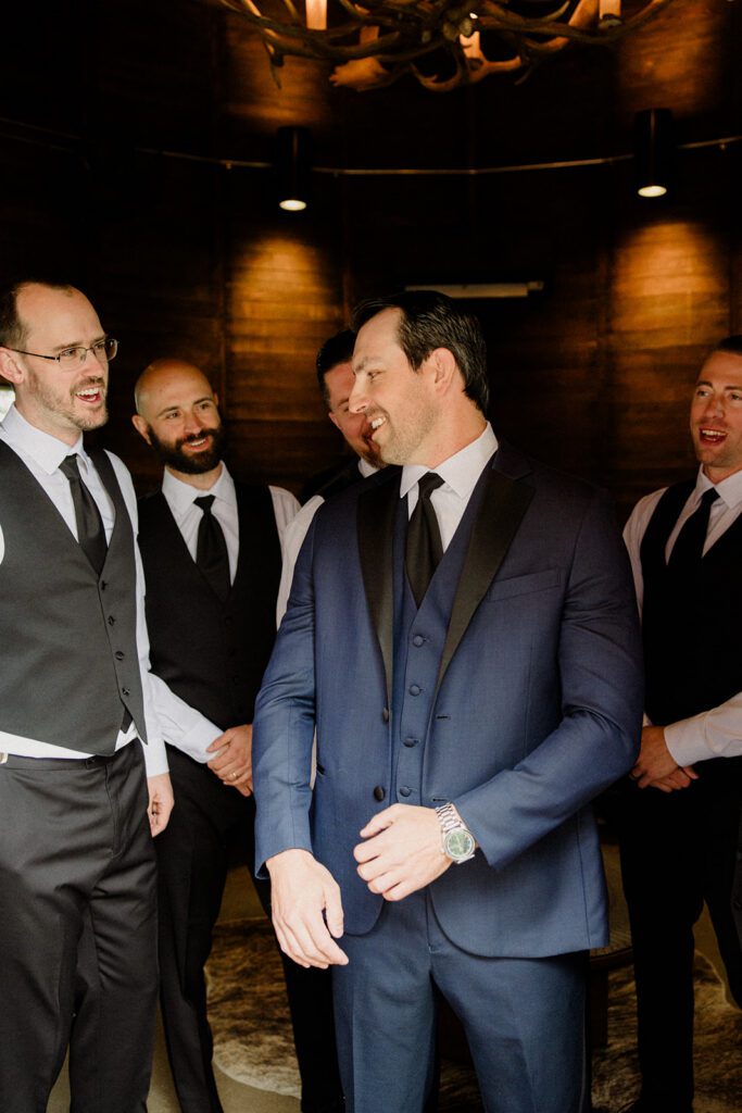 See this Bozeman wedding at Firelight Farm featuring heartfelt moments, joyful laughter, and a couple whose love shines in every photo.