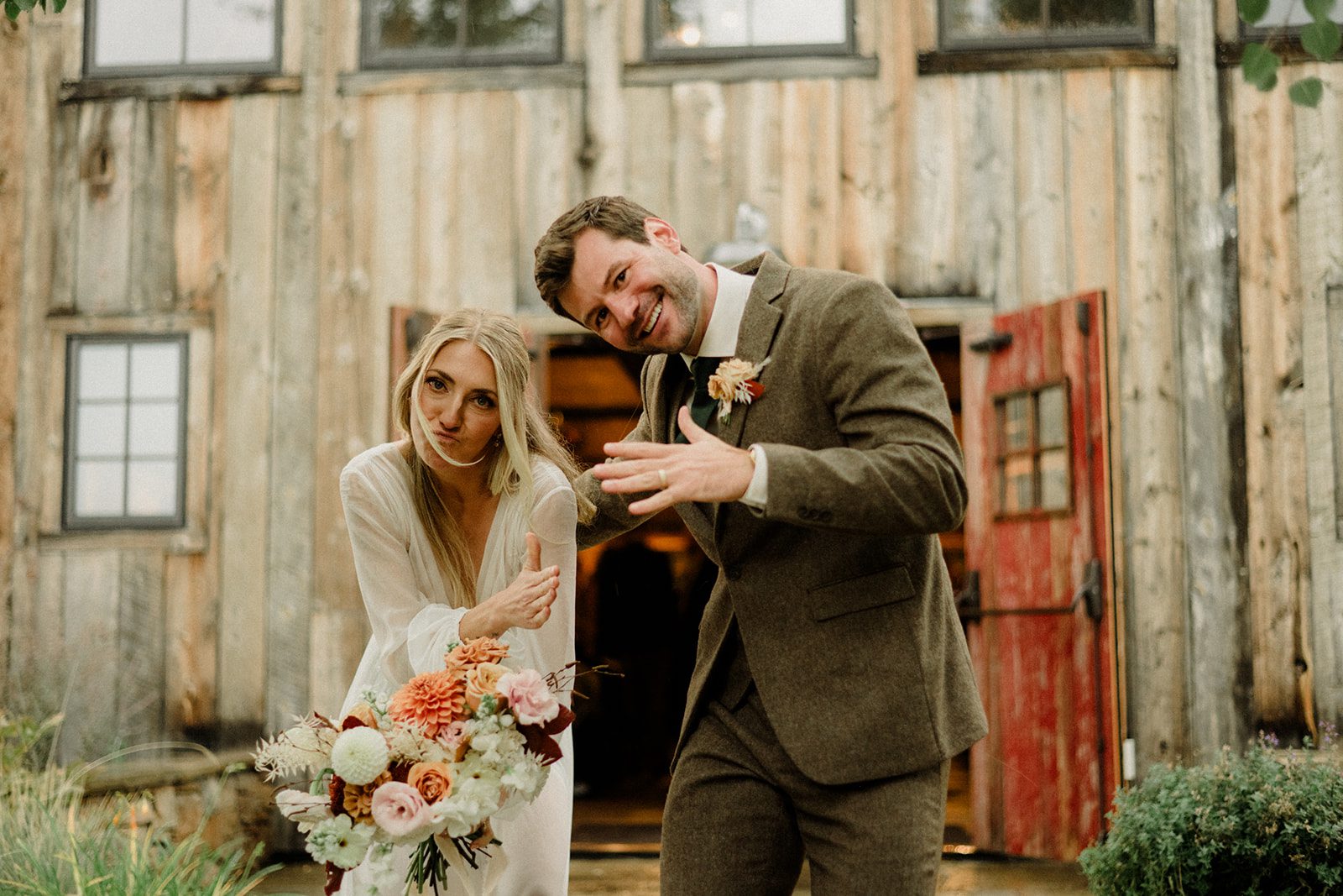 Bozeman wedding with dogs complete with bow ties, sunset photos, and dreamy rain portraits. Plus tips for including your dog in your wedding day.