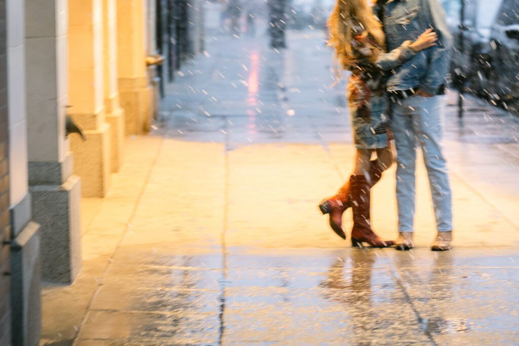 How to have an engagement session in Bozeman, Montana. The best locations, outfit tips, timing strategies, how to use your photos.