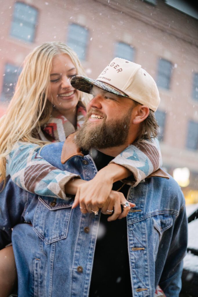How to have an engagement session in Bozeman, Montana. The best locations, outfit tips, timing strategies, how to use your photos.