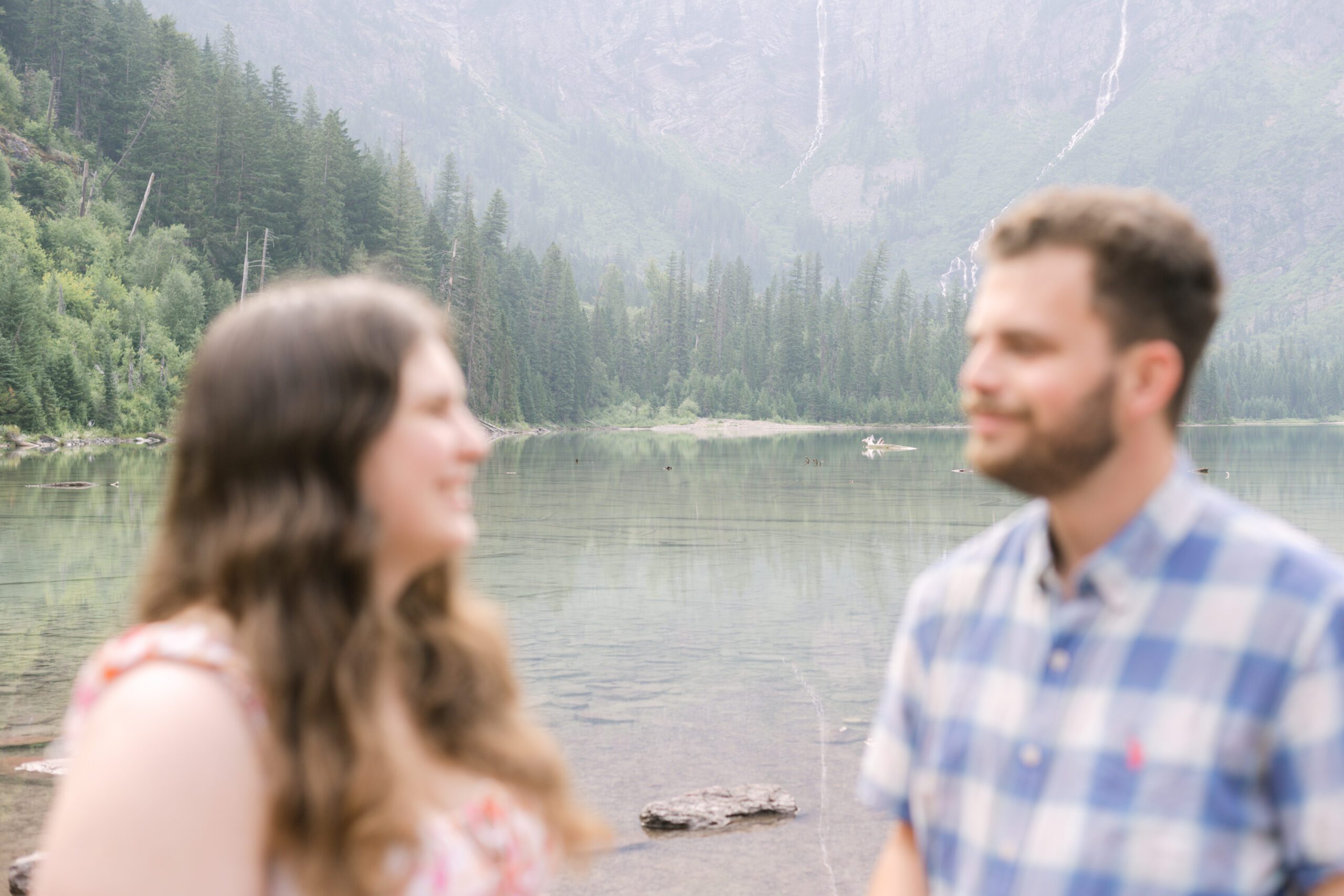 How to plan a surprise proposal in Glacier National Park. Learn the best locations, timing tips, outfit ideas, and how to keep it a surprise.